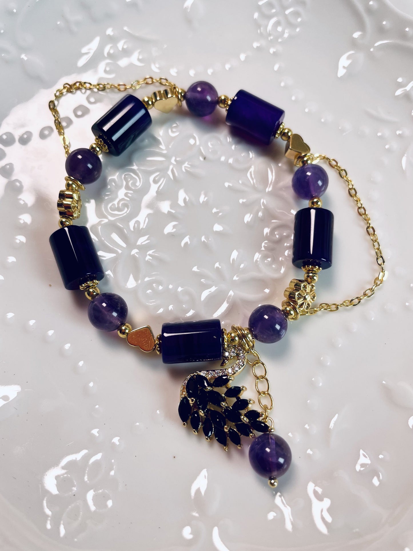 DIY Black Swan Bracelet with Amethyst and Purple Agate