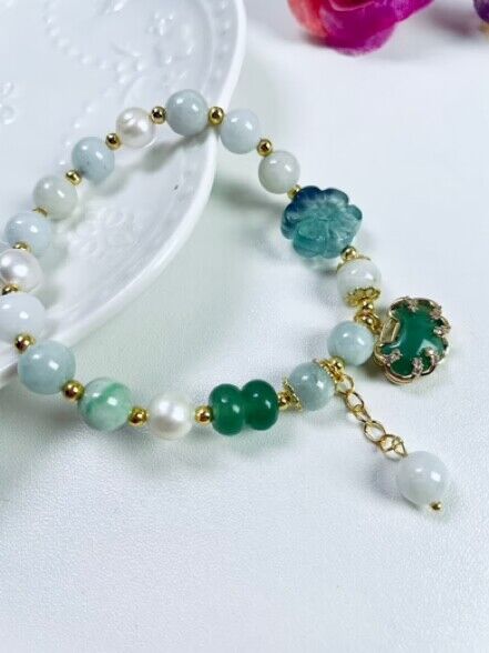 DIY Daisy-inspired Jade and Freshwater Pearl Bracelet