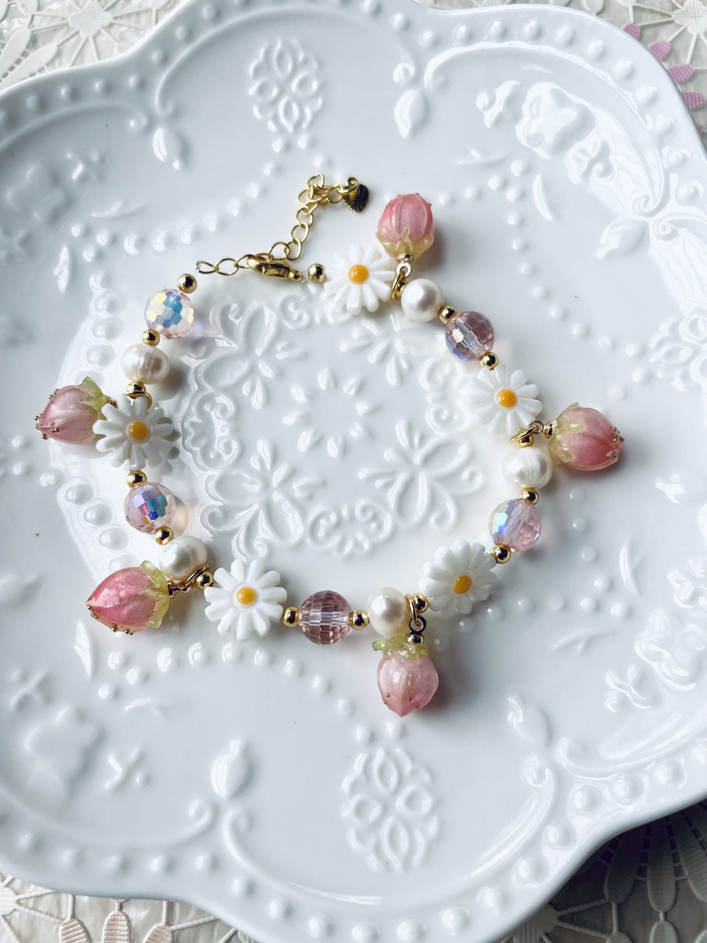 DIY Strawberry and Daisy Bracelet - Handmade Floral Jewelry